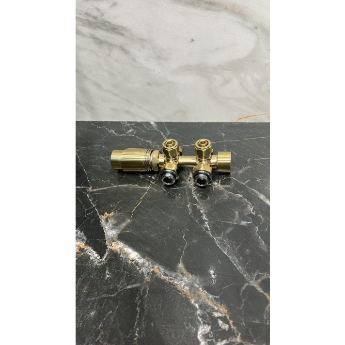 Gouden radiator aansluitset Haaks voor radiatoren met onder aansluiting t.b.v 16 mm buis