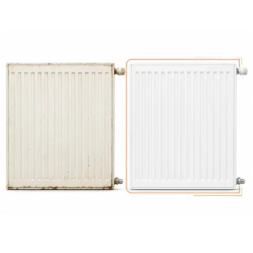 Standaard paneelradiator installatie voor vervanging van een oude cv radiator - klassieke uitvoering past op bestaande beugels en zij-aansluiting voor budget-vriendelijke renovatie
