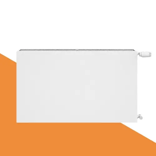 Vlakke paneelradiator EcoRad Flat met volledig egale voorplaat zonder zichtbare convectoren in RAL 9016 verkeerswit, moderne strakke uitstraling voor woonkamer en slaapkamer